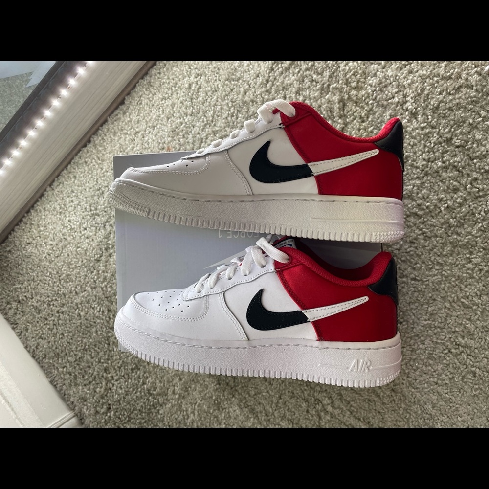 Nike Air Force 1